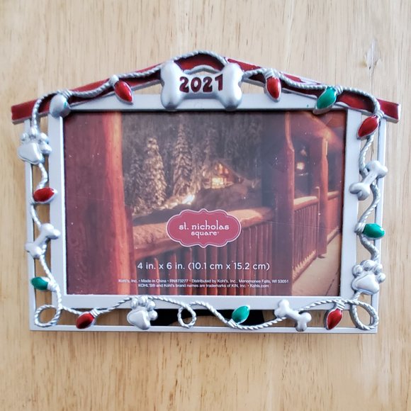 2021 Dog 4 x 6" Picture Frame - Picture 2 of 3